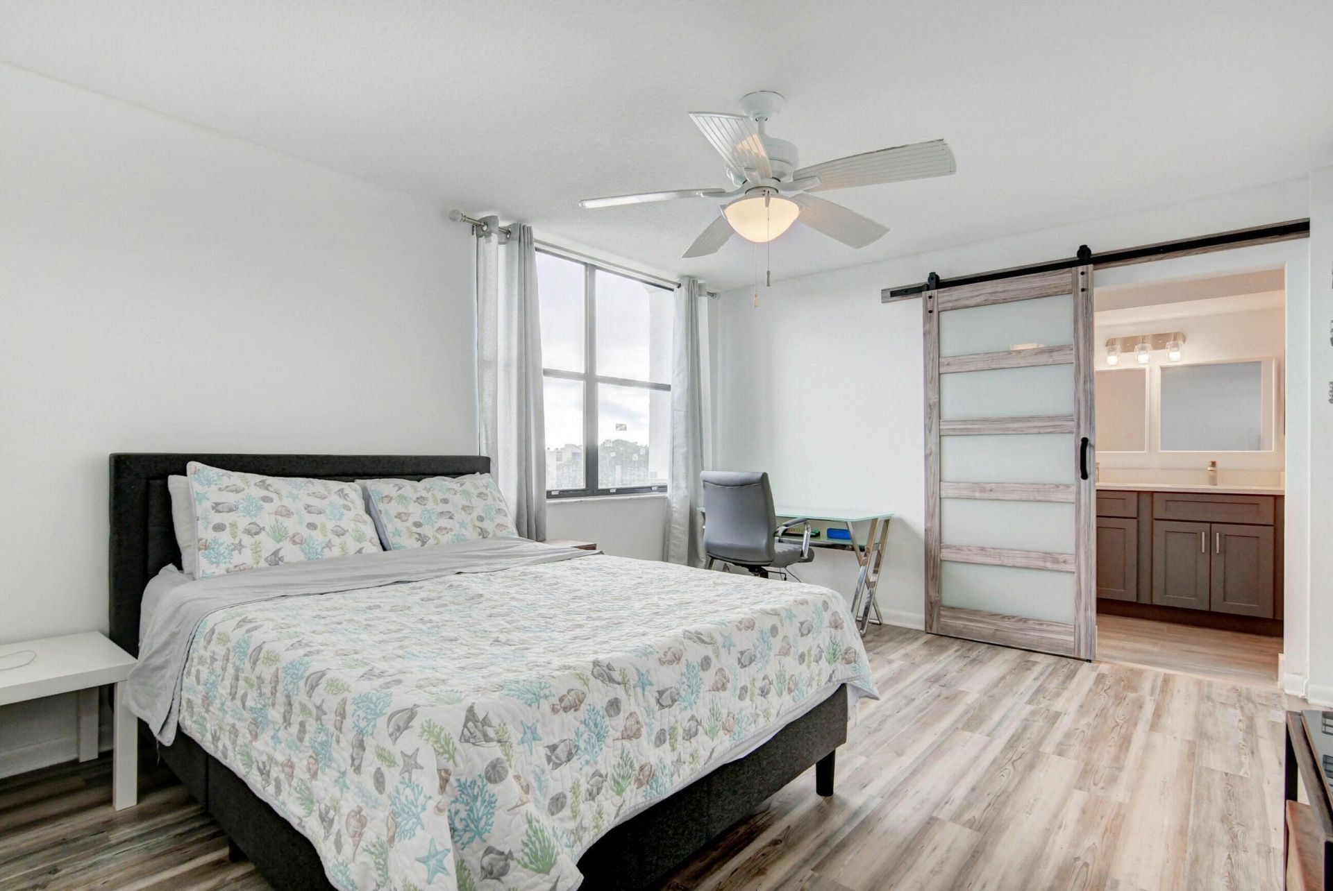 1915 Lavers Circle, Unit E504, Delray Beach, FL 33444 Photo