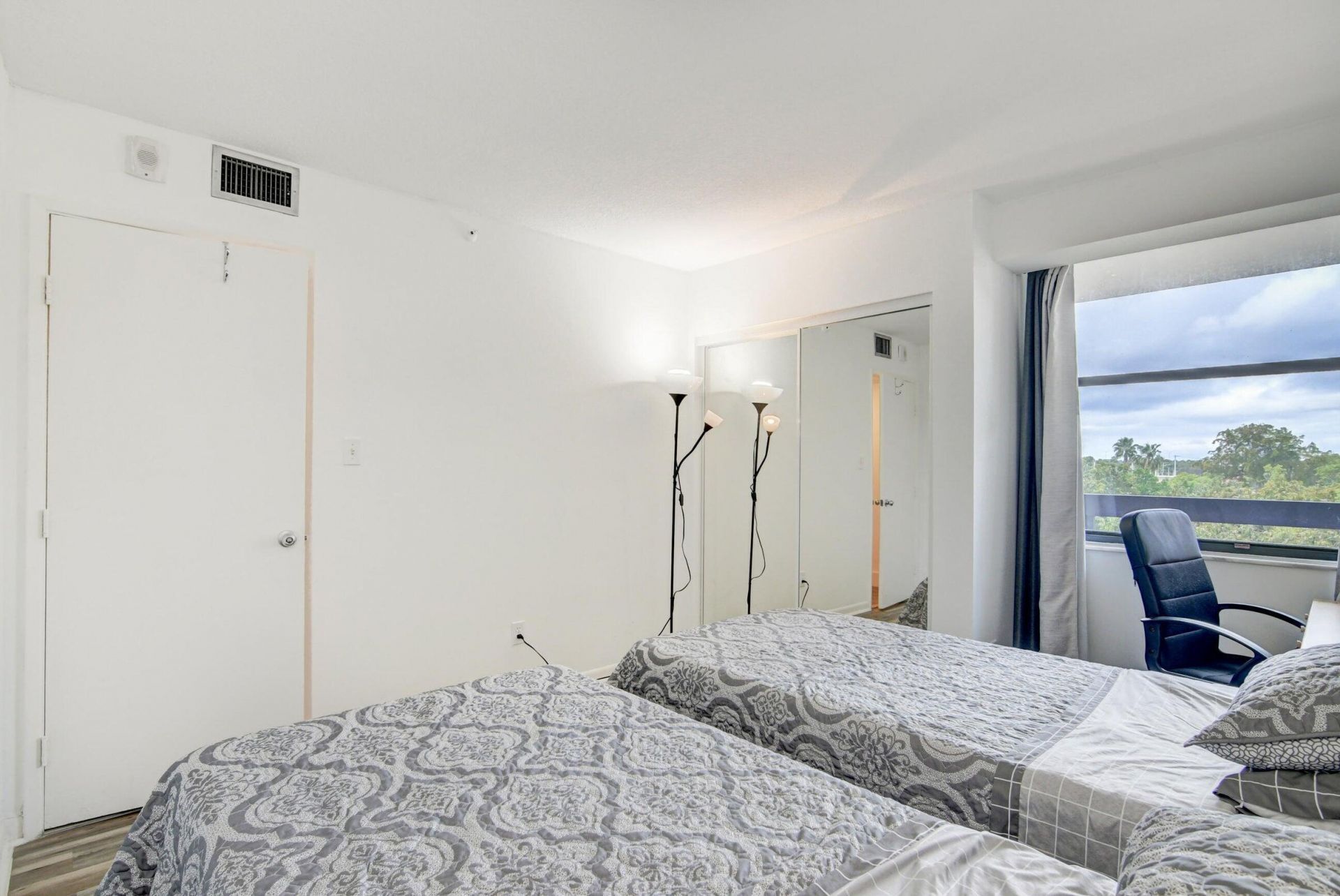 1915 Lavers Circle, Unit E504, Delray Beach, FL 33444 Photo