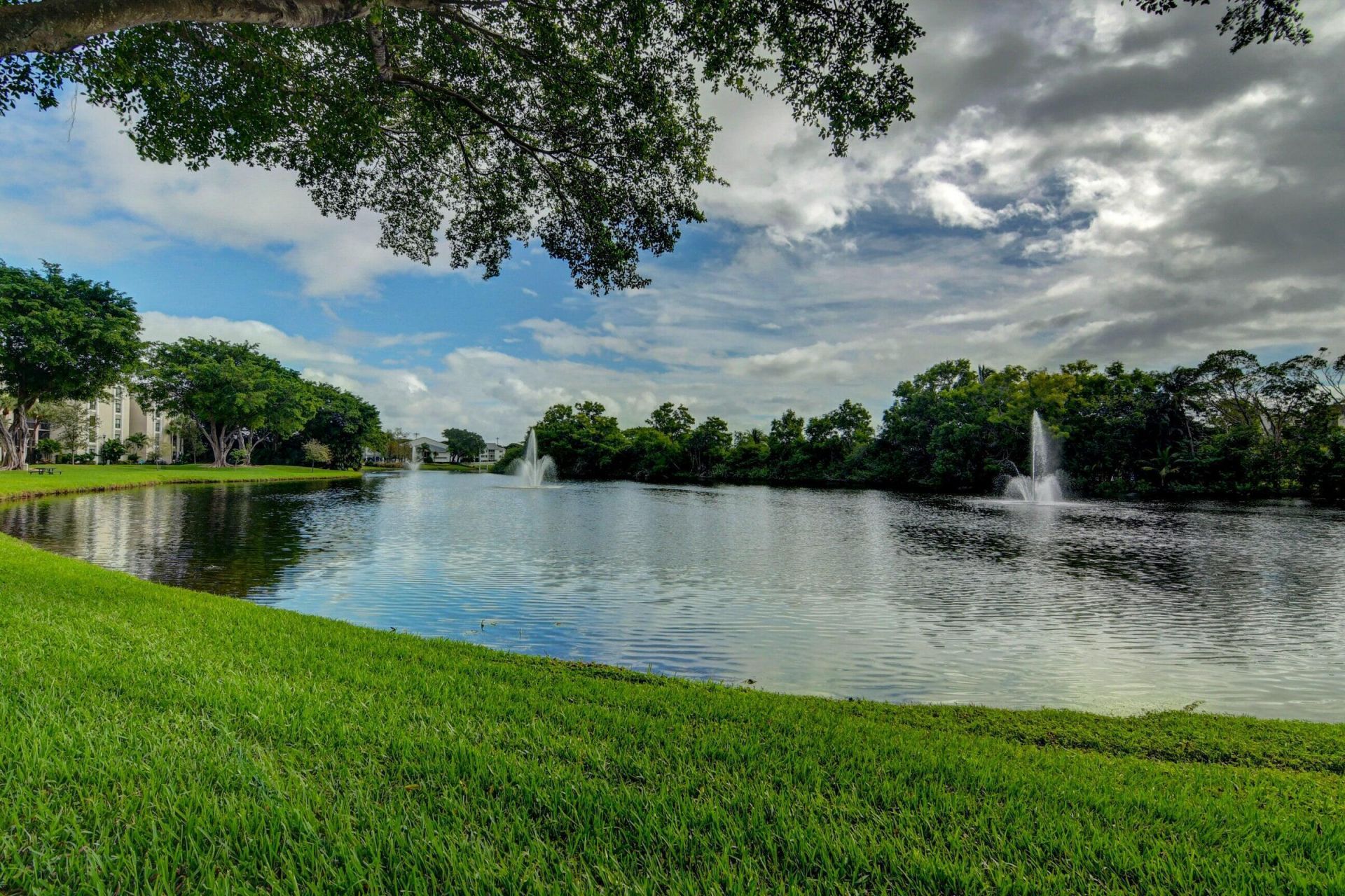 1915 Lavers Circle, Unit E504, Delray Beach, FL 33444 Photo