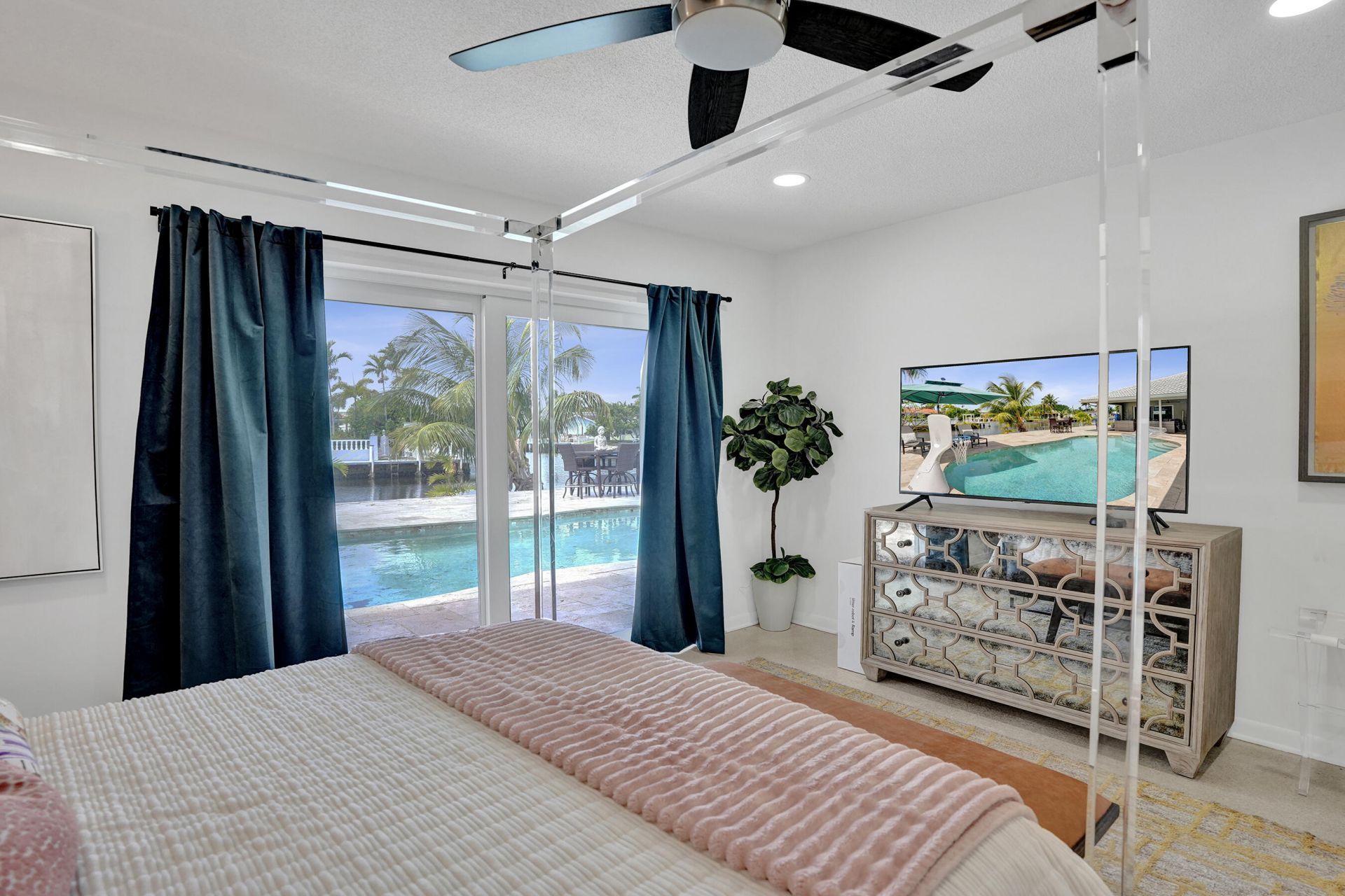 5711 Bayview Drive, Fort Lauderdale, FL 33308 Photo