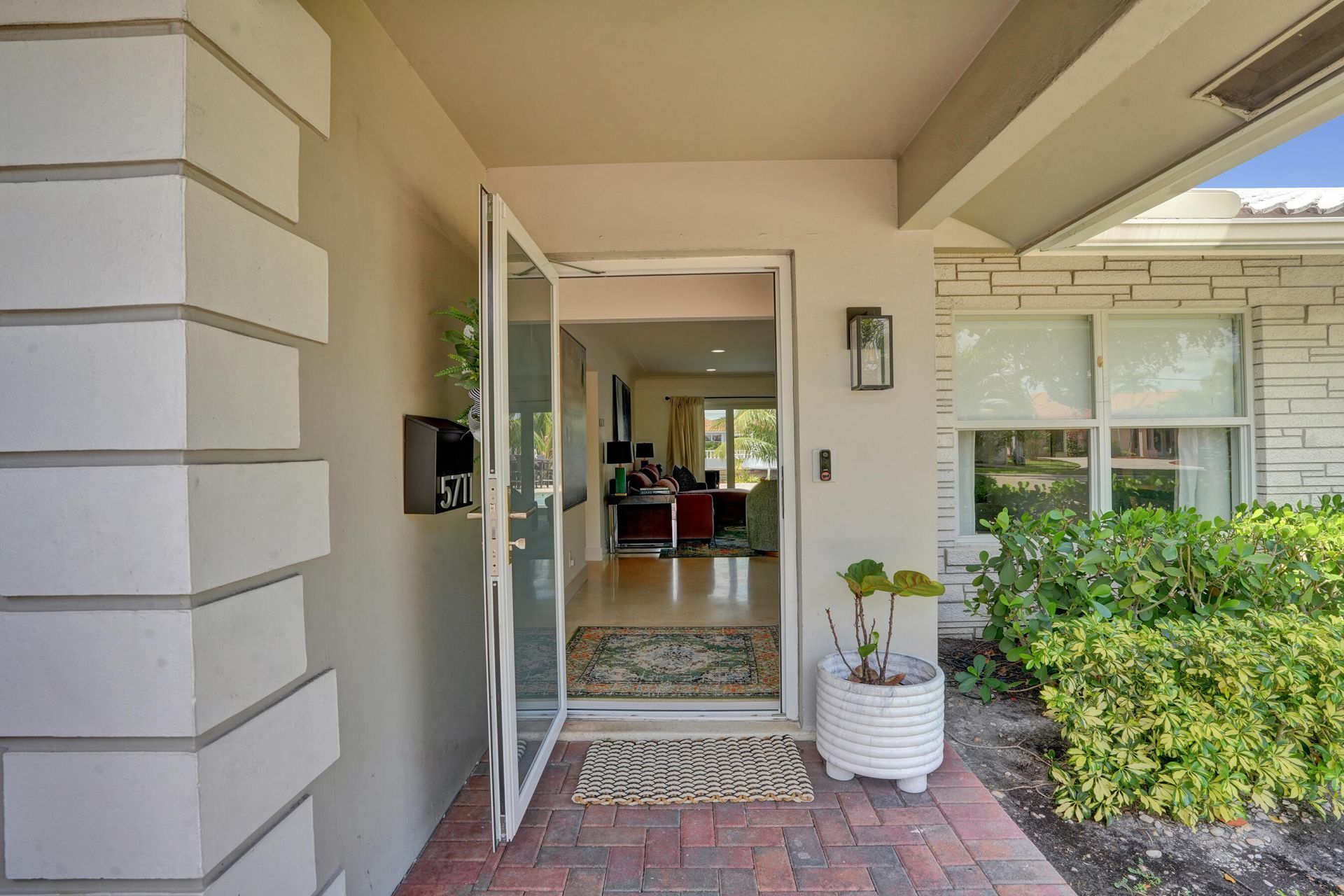 5711 Bayview Drive, Fort Lauderdale, FL 33308 Photo