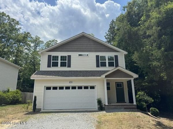 1050 W Indiana Avenue, Southern Pines, NC 28387