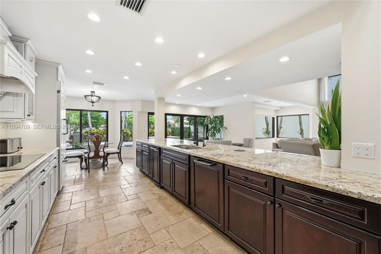 21944 Town Place Dr , Boca Raton, FL 33433 Photo