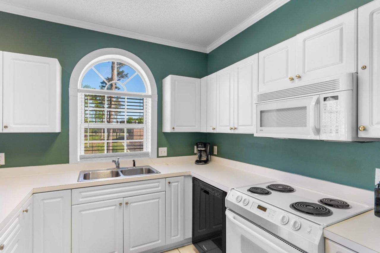 4639 Wild Iris Dr.  Photo 10