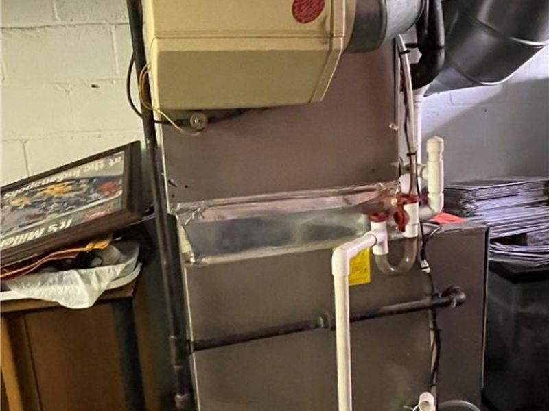 1766 Longwood Drive, Mayfield Heights, OH 44124 Photo 36