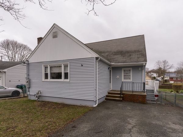 100 Fays Ave, Lynn, MA 01904