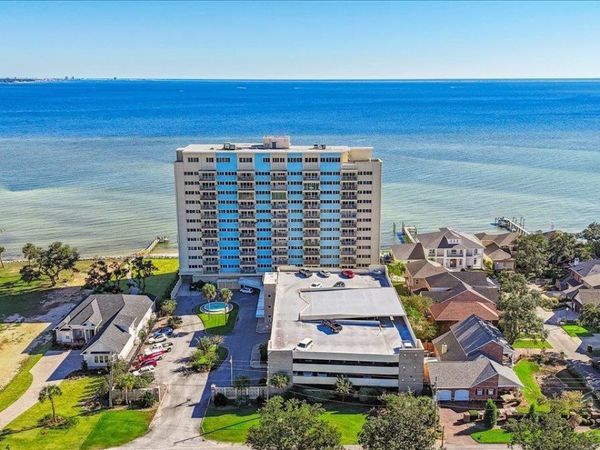 825 Bayshore Dr, Unit 508, Pensacola, FL 32507