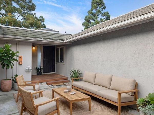 6361 Caminito Andreta, San Diego, CA 92111