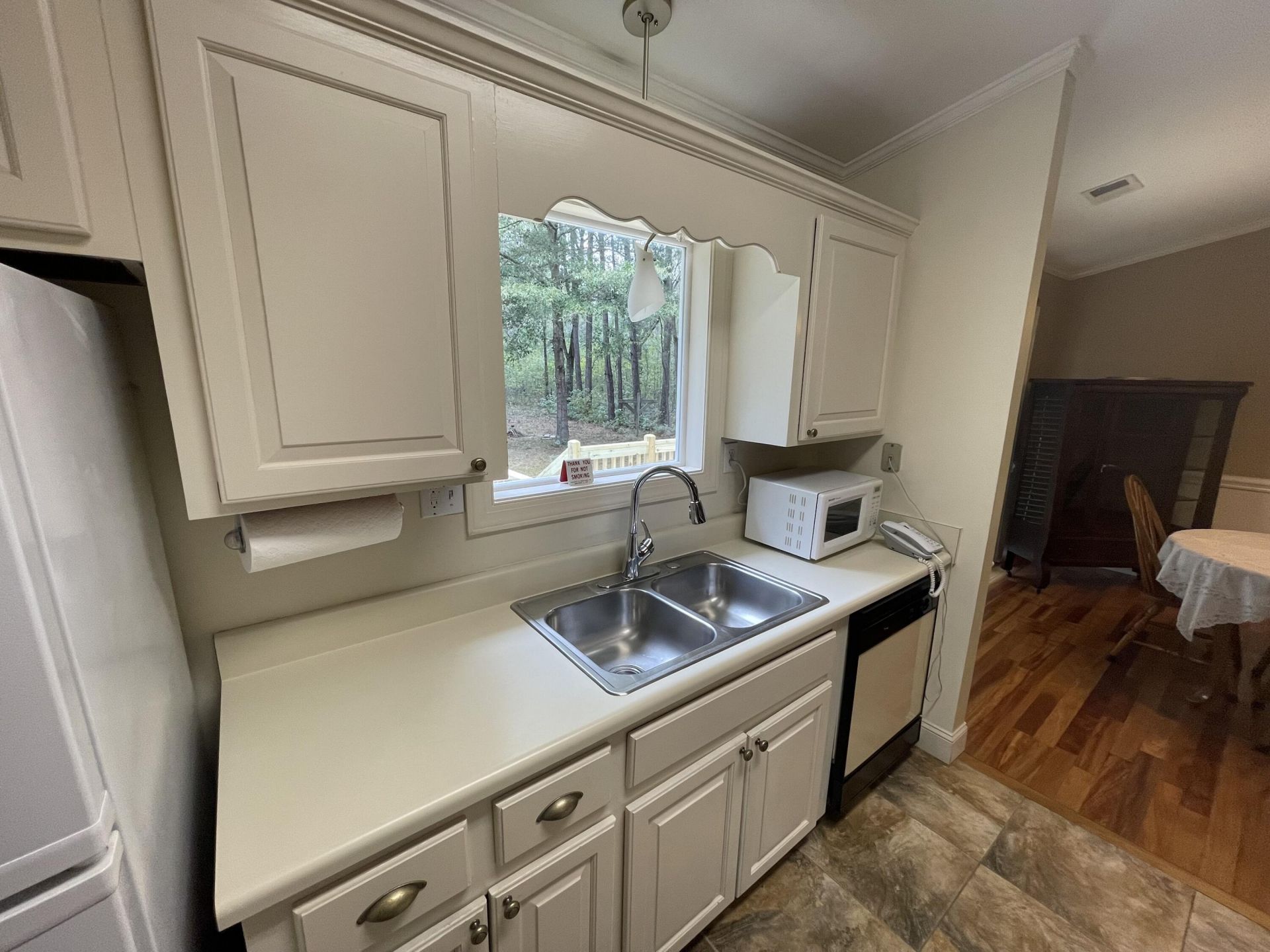 2700 Dawson Street Photo 19