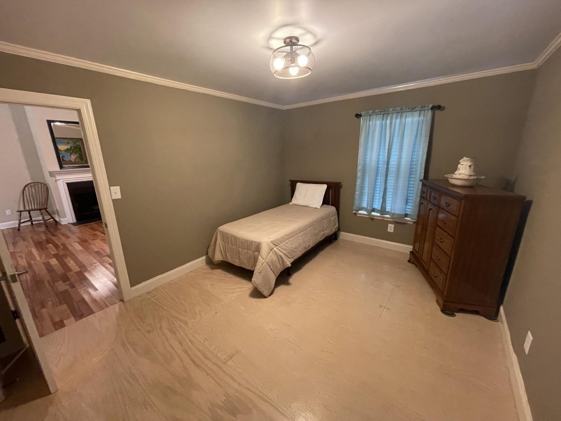 2700 Dawson Street Photo 21