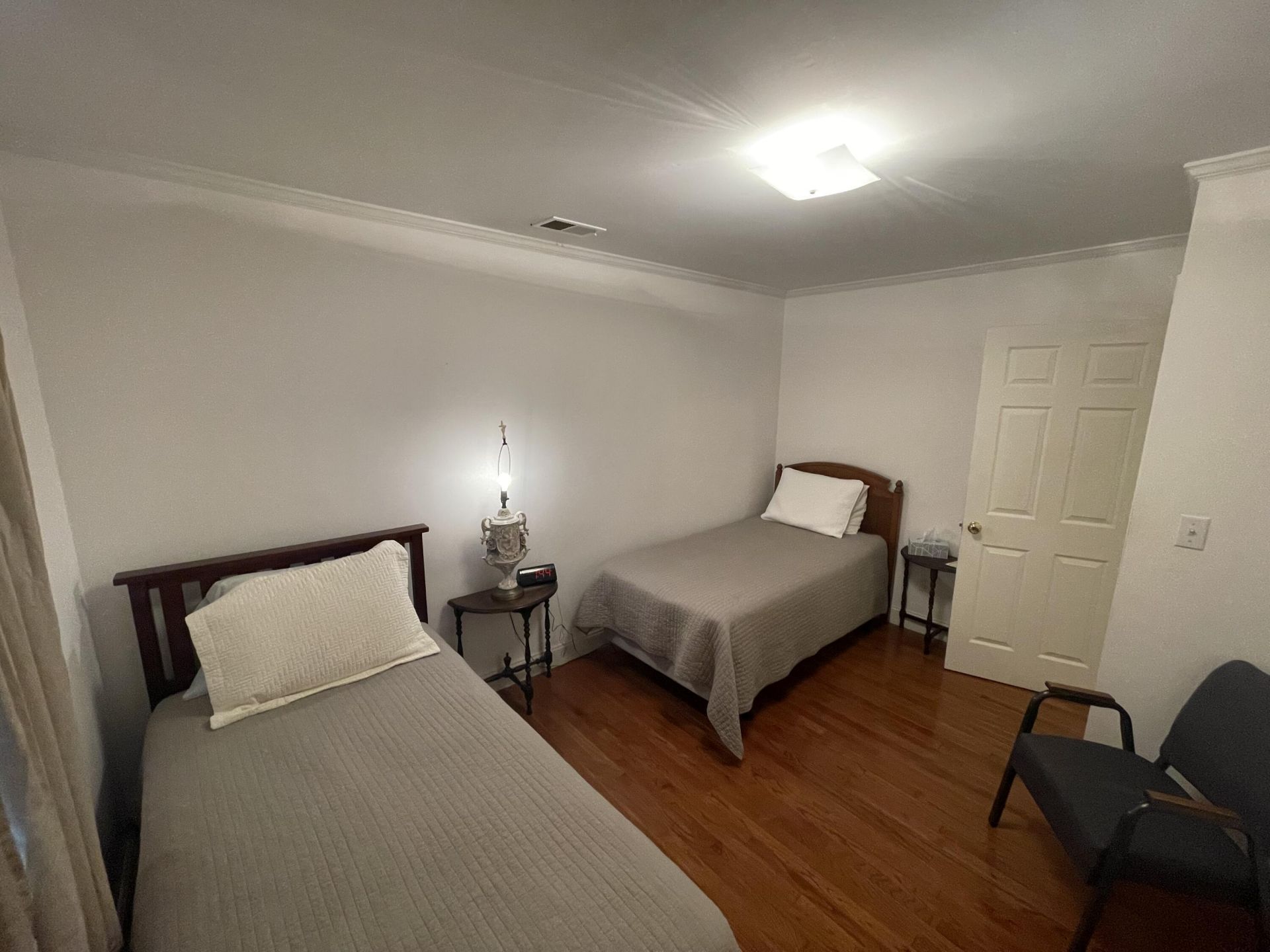 2700 Dawson Street Photo 28