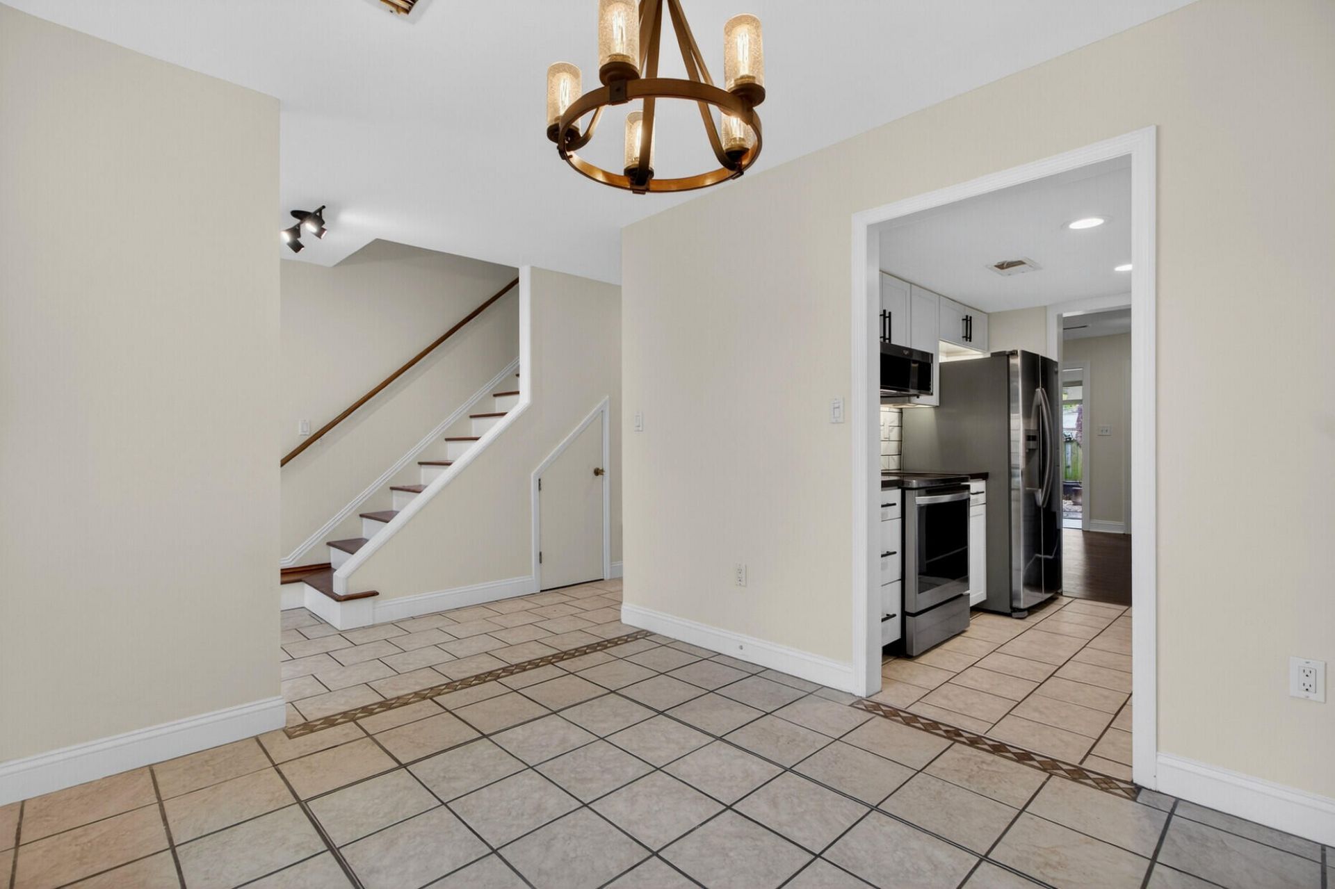 4379 Purdue Drive Photo 7