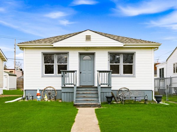 1216 W 37th Place , Hobart, IN 46342