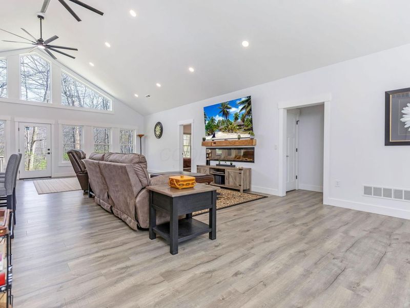 271 Alan Way, Canal Winchester, OH 43110 Photo 11