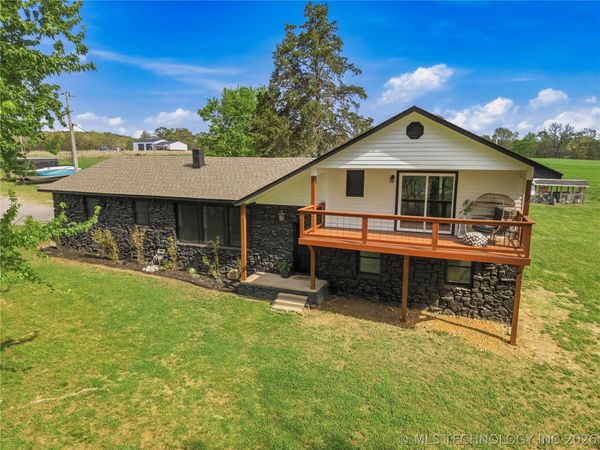 26664 Highway 82 , Park Hill, OK 74451