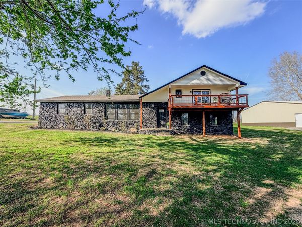 26664 Highway 82 , Park Hill, OK 74451