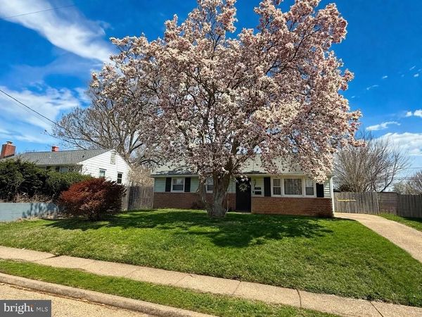 127 DYER AVENUE, NEW CASTLE, DE 19720