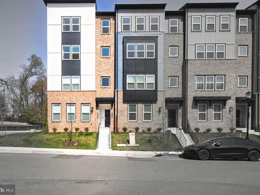 9920 Sir Barton Way, Unit B, Laurel, MD 20723 Main Photo