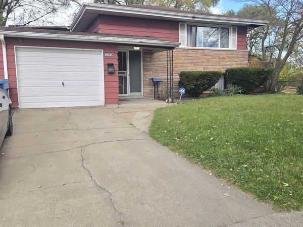 3340 W 20th Avenue, Gary, IN 46404