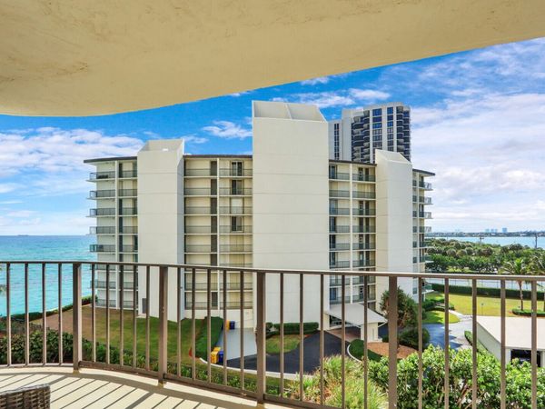 5420 N Ocean Drive, Unit 506, Singer Island, FL 33404