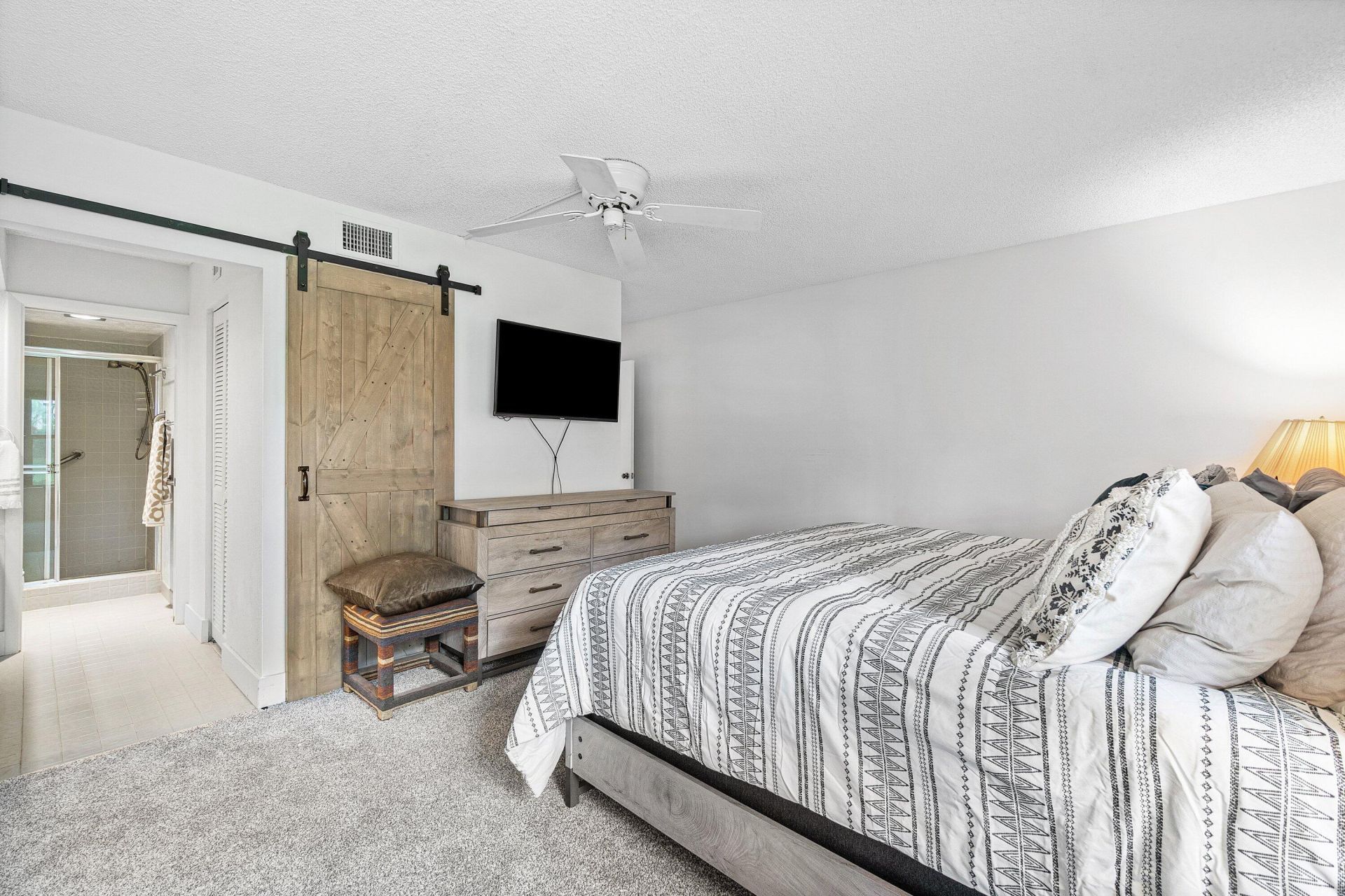 5121 Oakhill Lane, Unit 411, Delray Beach, FL 33484 Photo