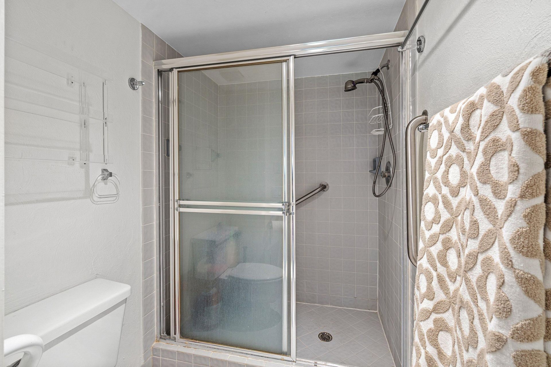 5121 Oakhill Lane, Unit 411, Delray Beach, FL 33484 Photo