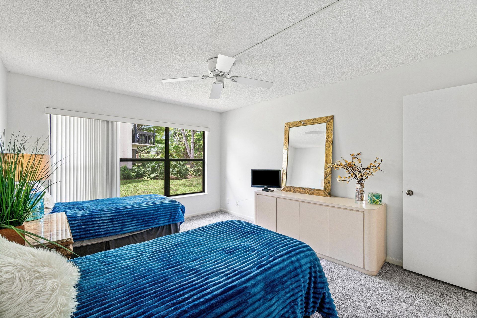 5121 Oakhill Lane, Unit 411, Delray Beach, FL 33484 Photo