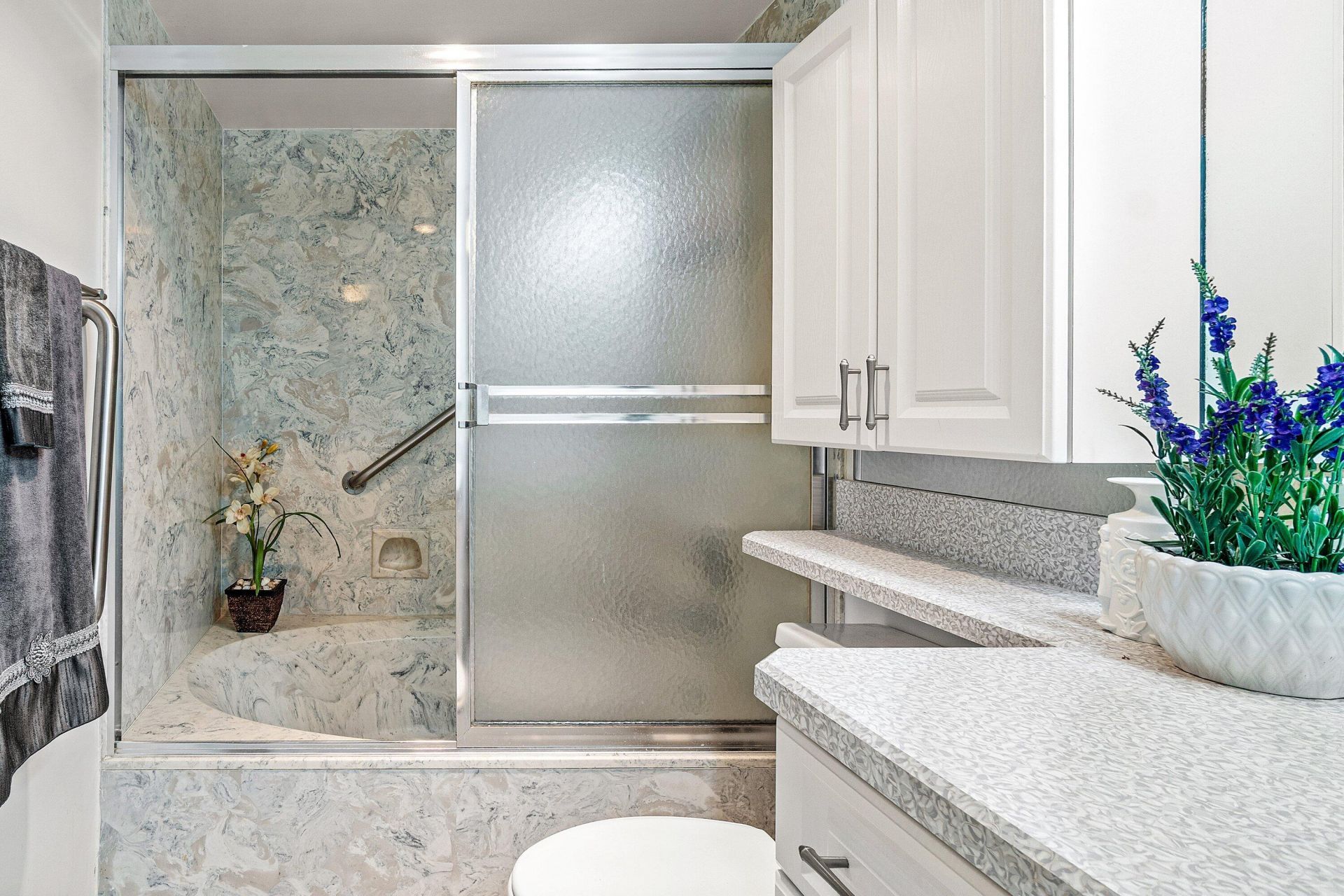 5121 Oakhill Lane, Unit 411, Delray Beach, FL 33484 Photo