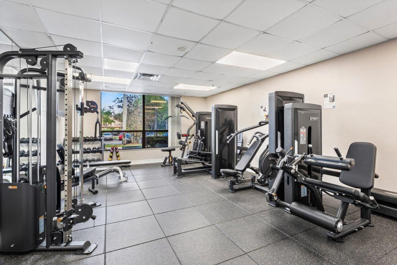 5121 Oakhill Lane, Unit 411, Delray Beach, FL 33484 Photo