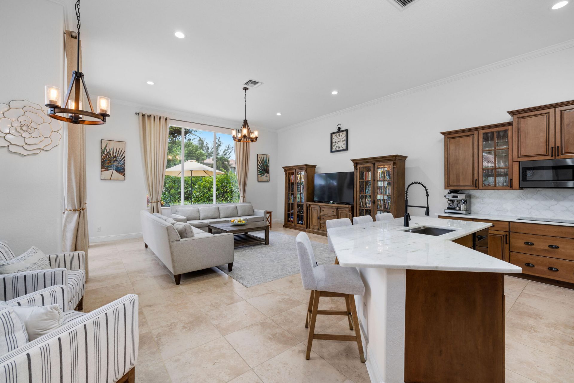 8605 Club Estates Way, Lake Worth, FL 33467 Photo