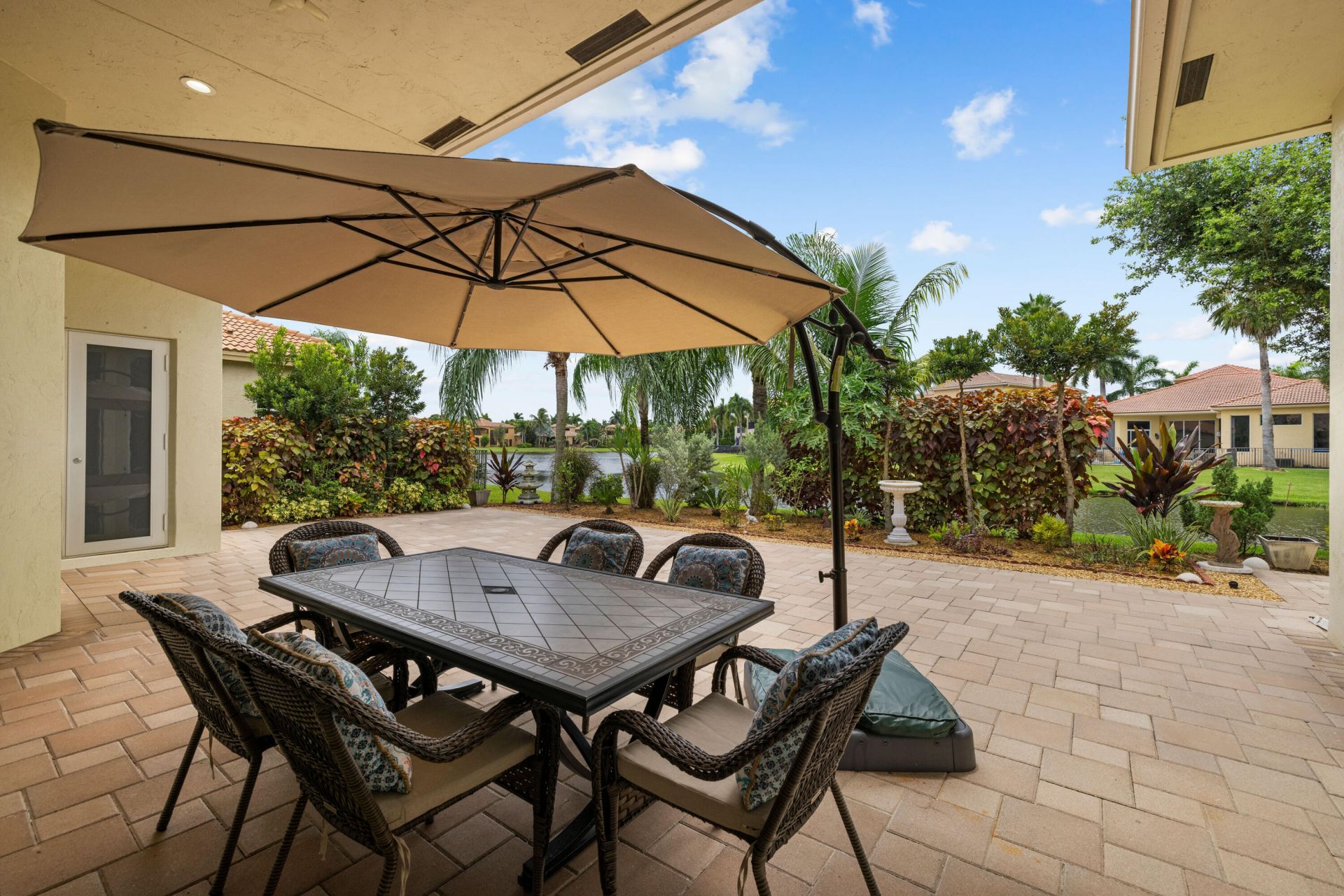 8605 Club Estates Way, Lake Worth, FL 33467 Photo