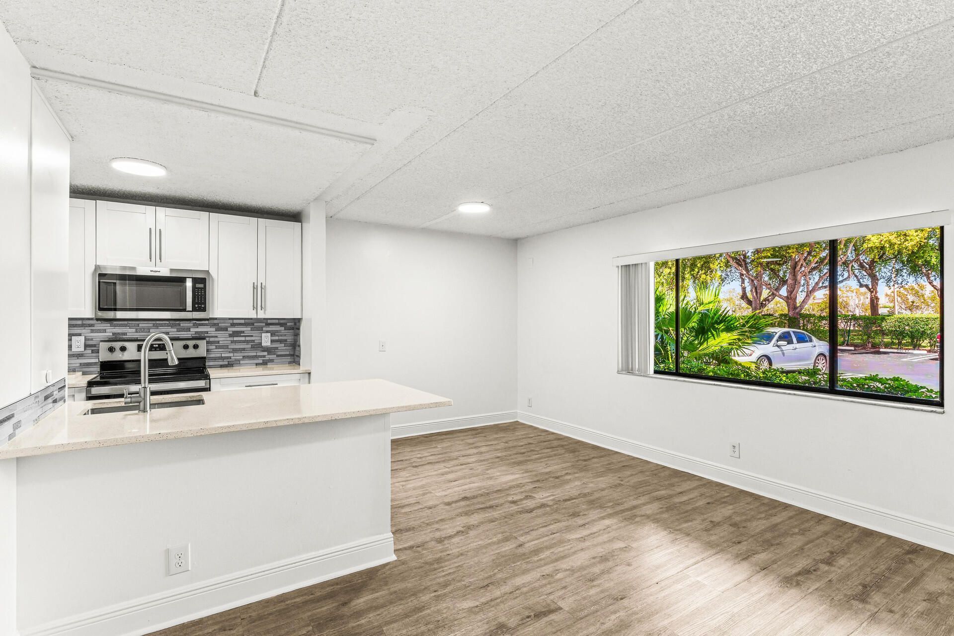 507 Meadows Circle, Boynton Beach, FL 33436 Photo