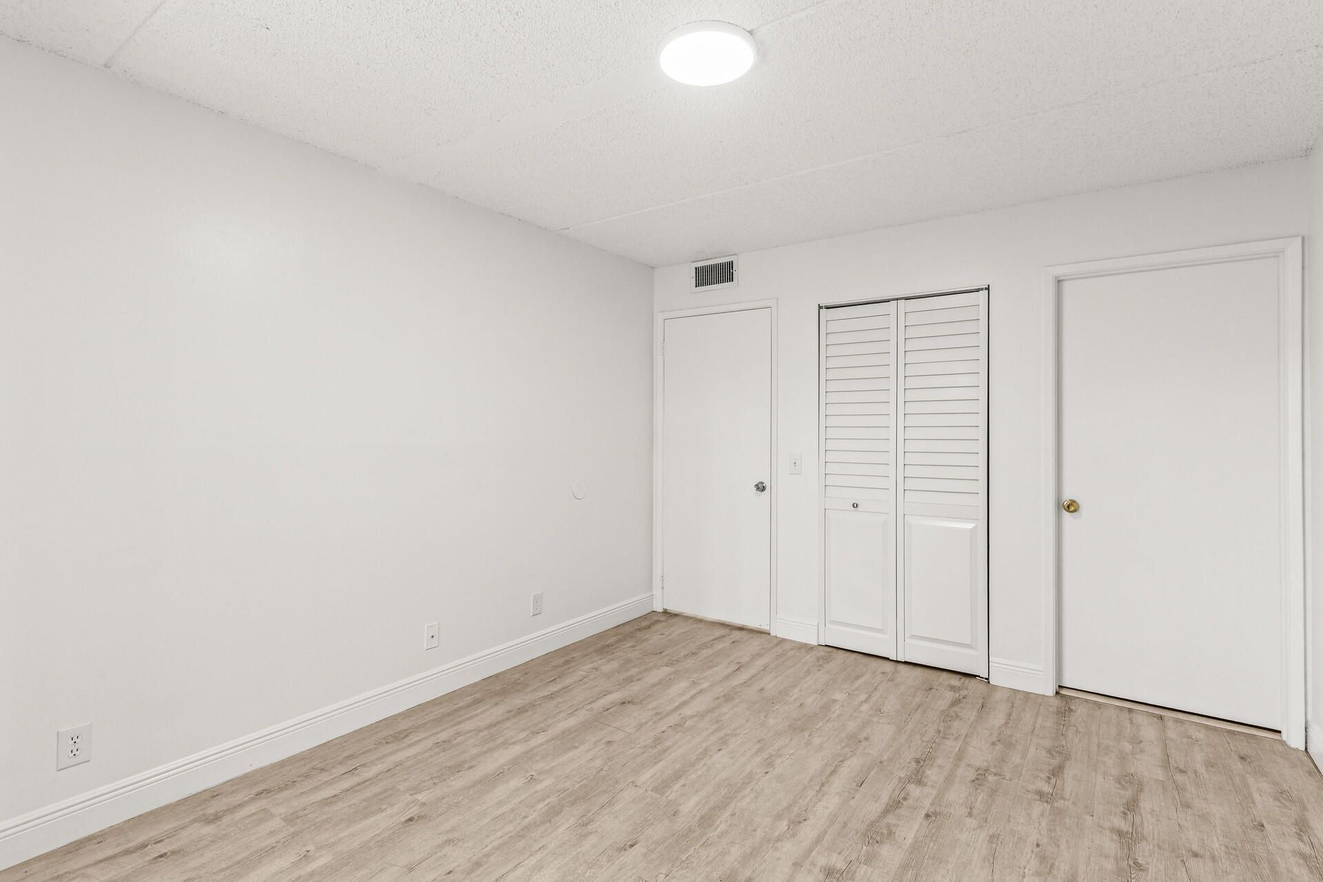 507 Meadows Circle, Boynton Beach, FL 33436 Photo