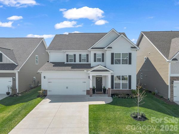 255 Fox Cove Road , Hendersonville, NC 28792