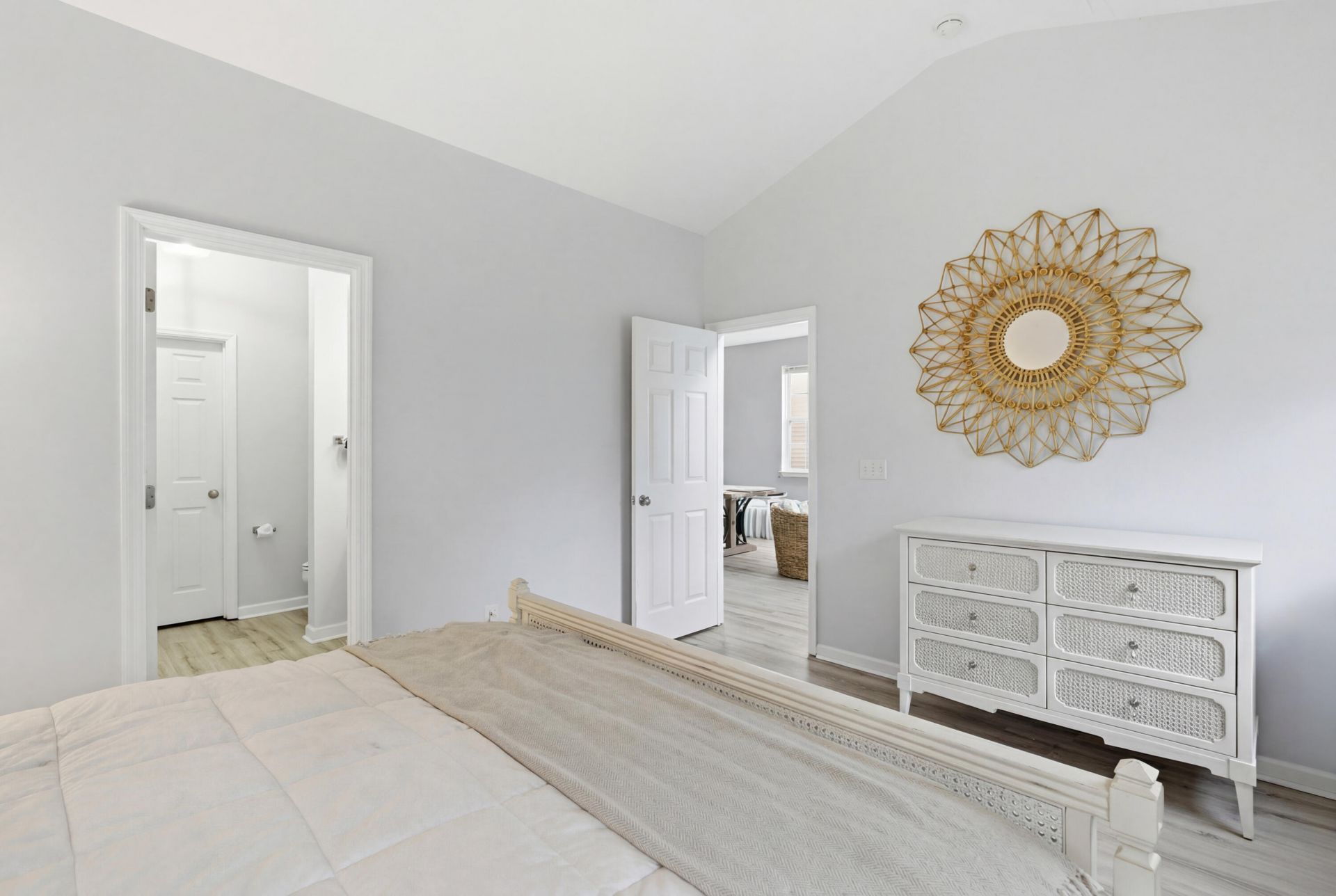 111 Winding River Drive Photo 13