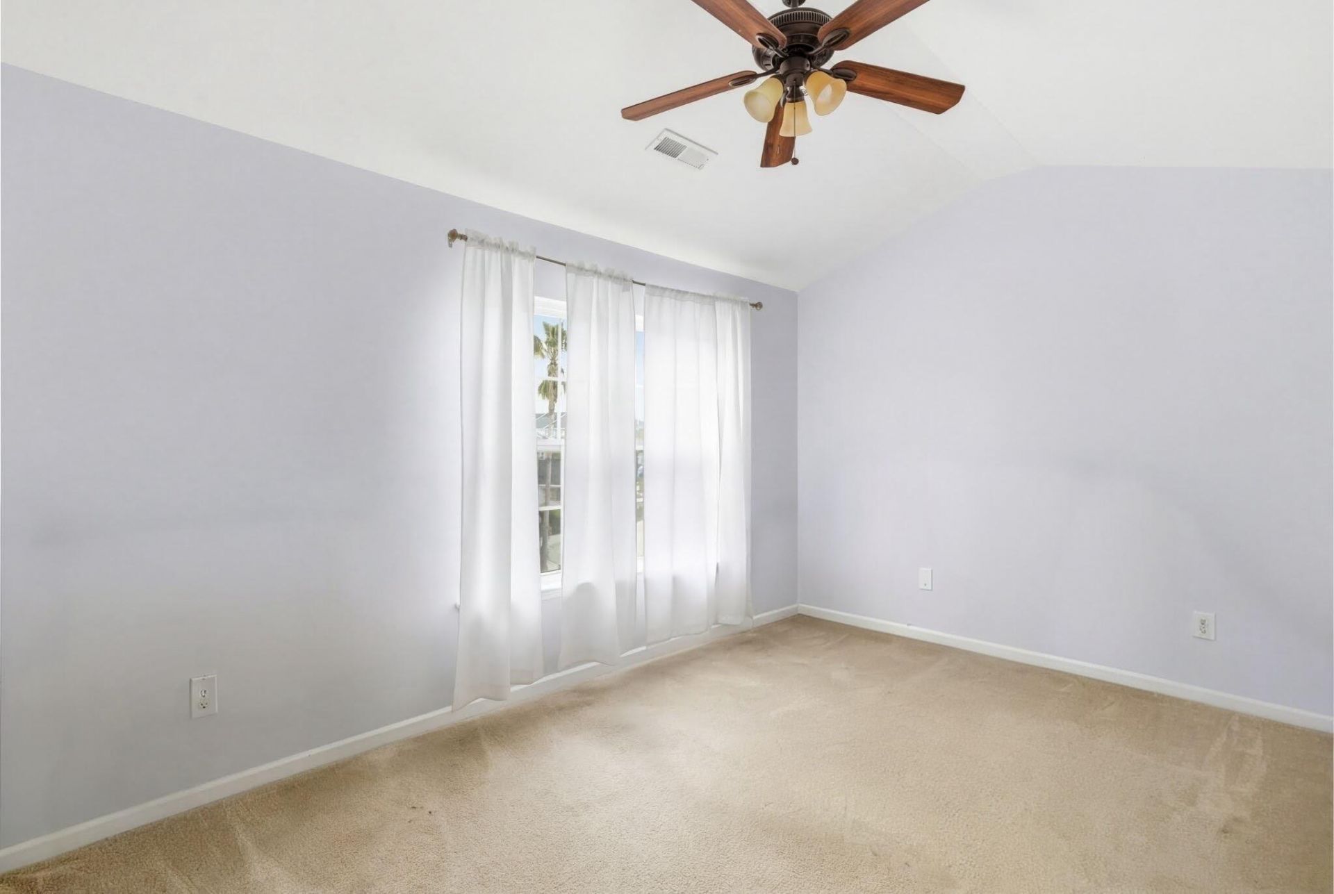 111 Winding River Drive Photo 23