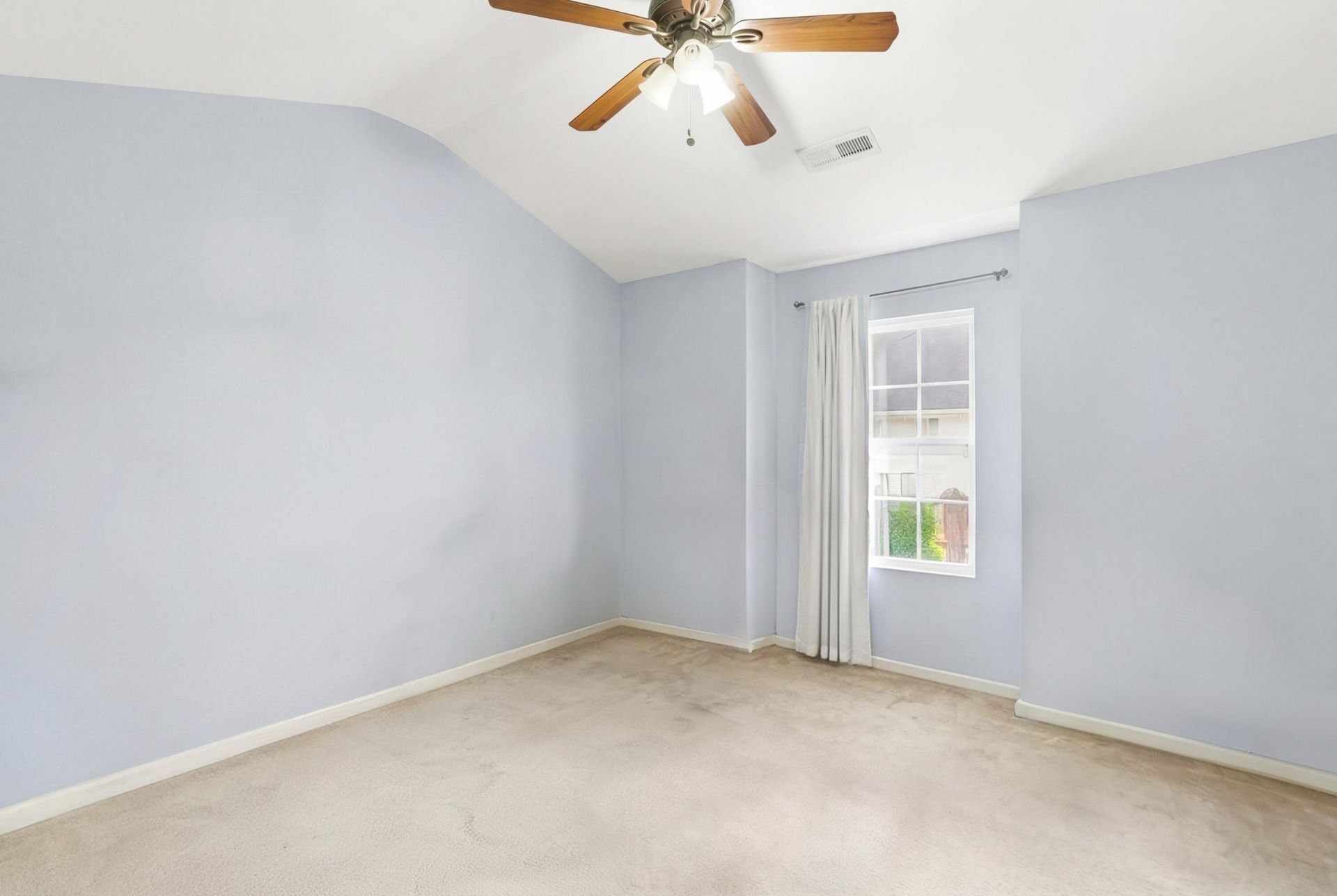 111 Winding River Drive Photo 26