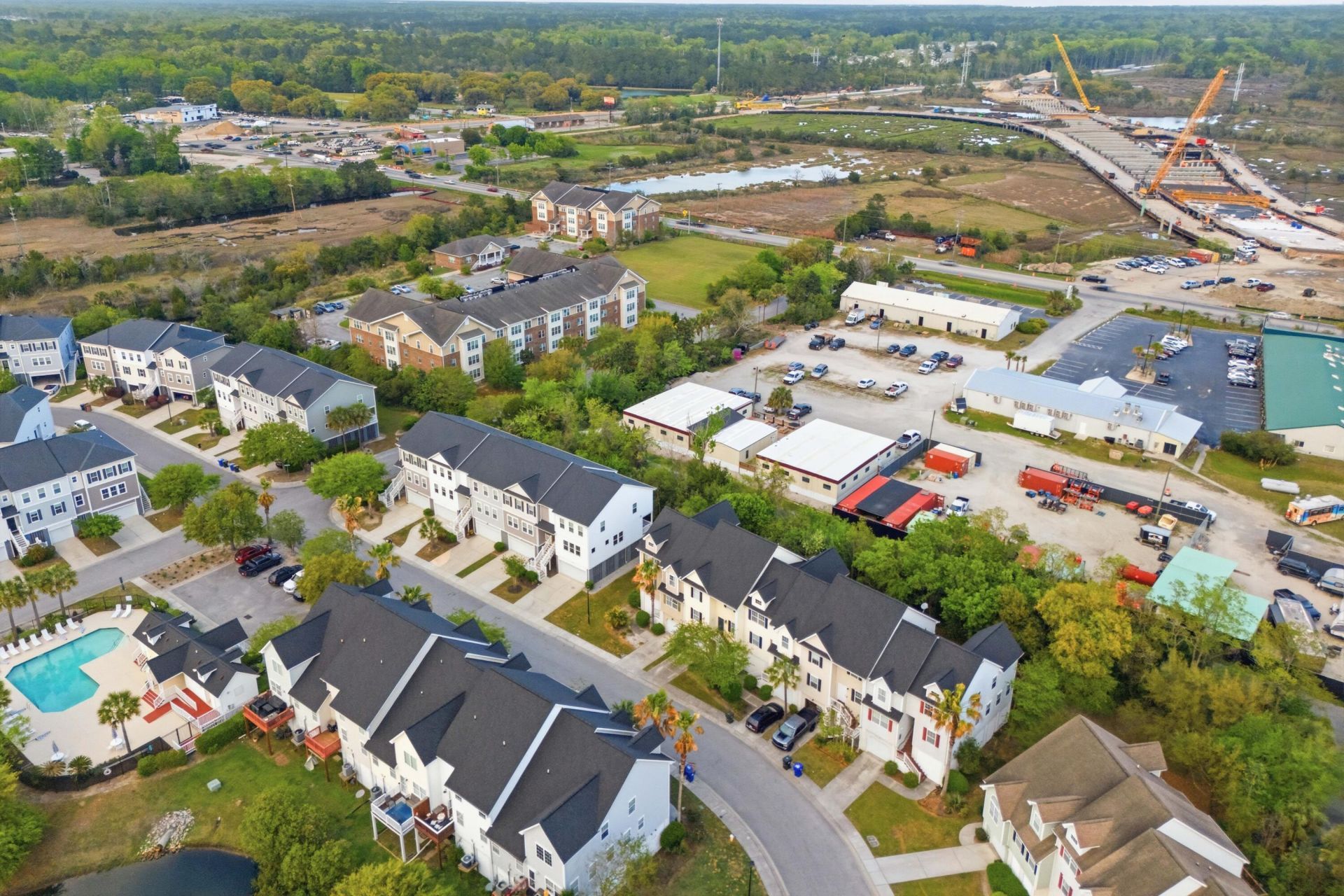 111 Winding River Drive Photo 28