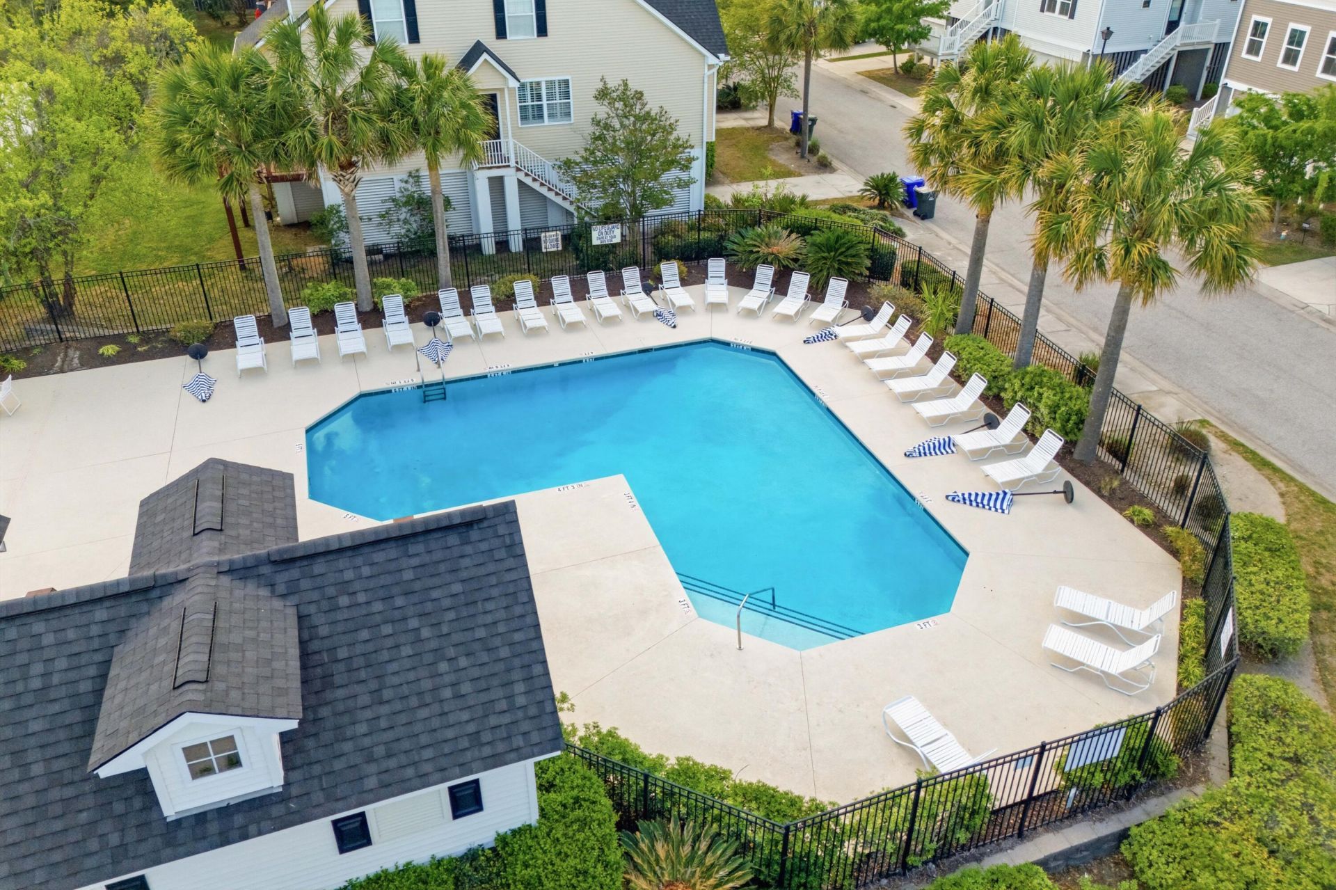 111 Winding River Drive Photo 30