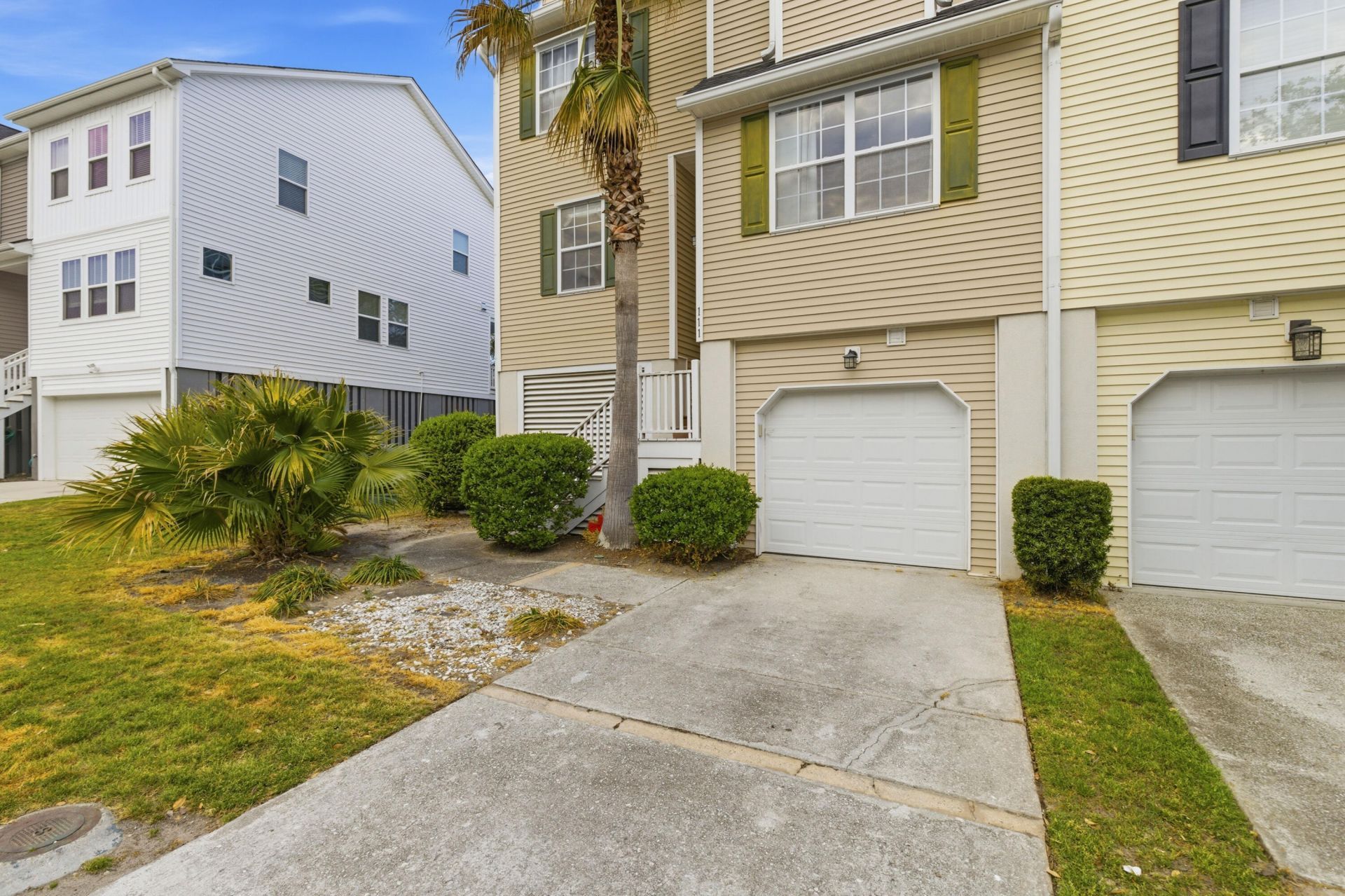 111 Winding River Drive Photo 4