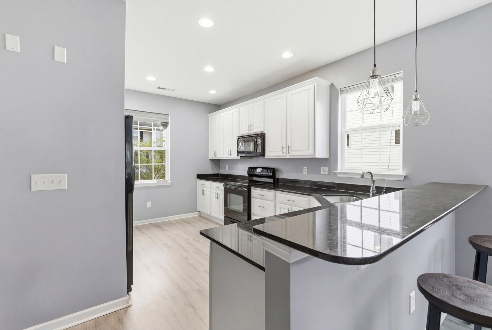 111 Winding River Drive Photo 8