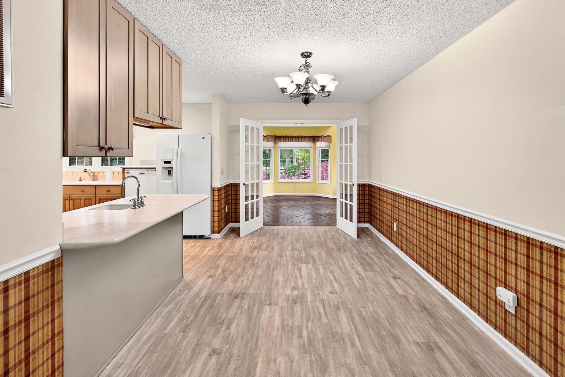 209 Myrtlewood Drive Photo 17