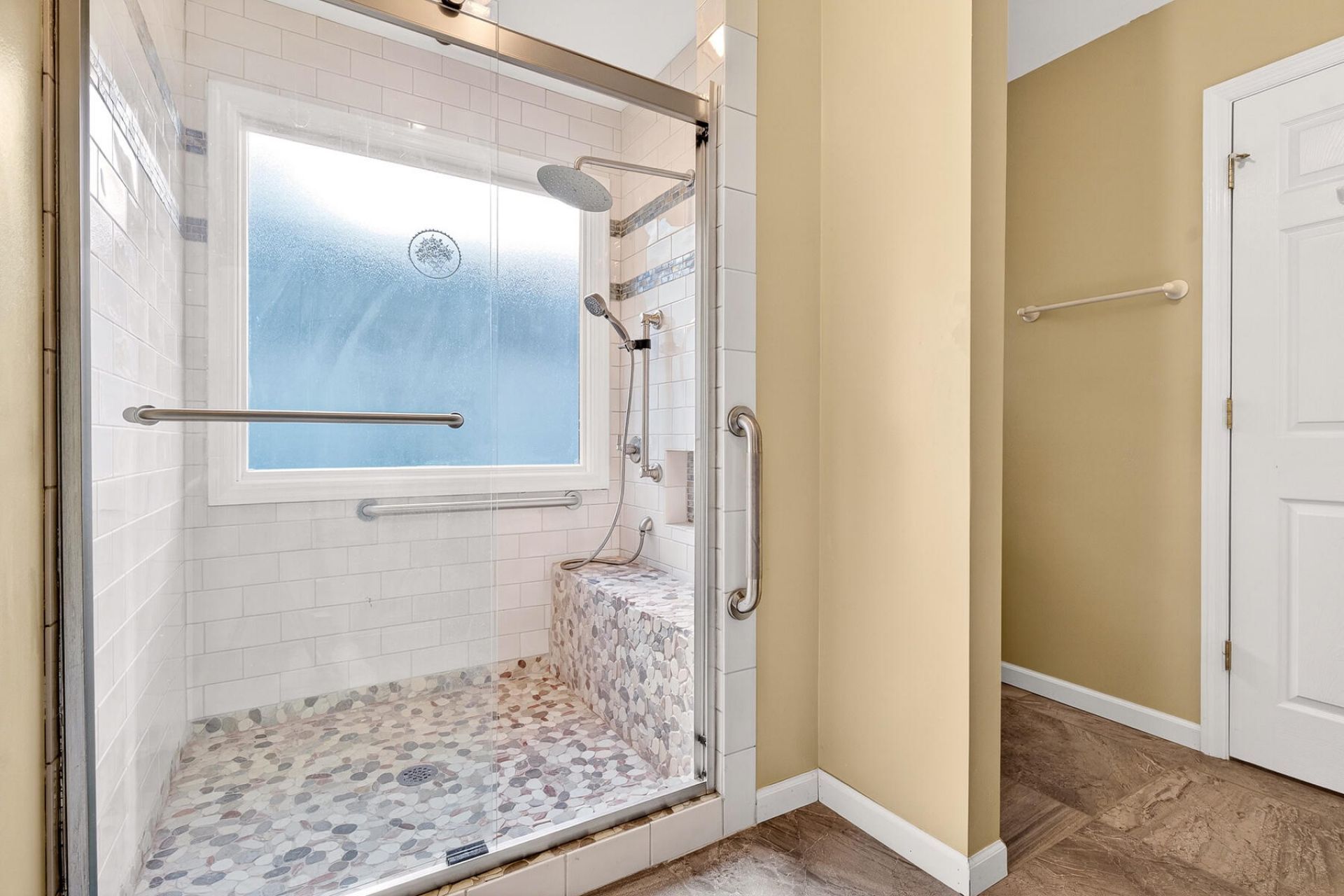 209 Myrtlewood Drive Photo 34