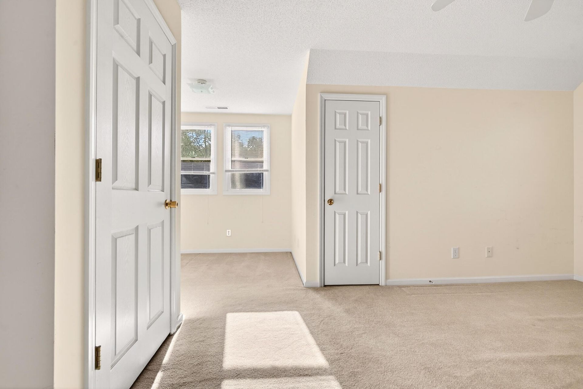 209 Myrtlewood Drive Photo 45