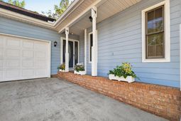 209 Myrtlewood Drive photo 4