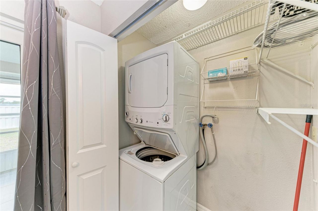 4110 39th Ave W, Bradenton, FL 34205 Photo