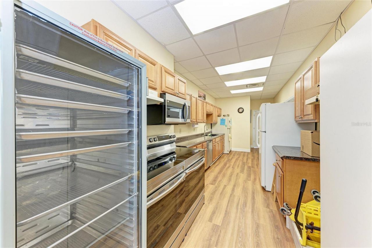 4110 39th Ave W, Bradenton, FL 34205 Photo