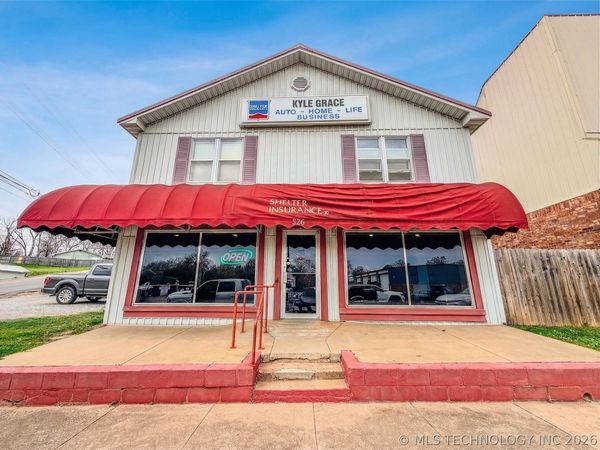 526 S Muskogee Avenue , Tahlequah, OK 74464