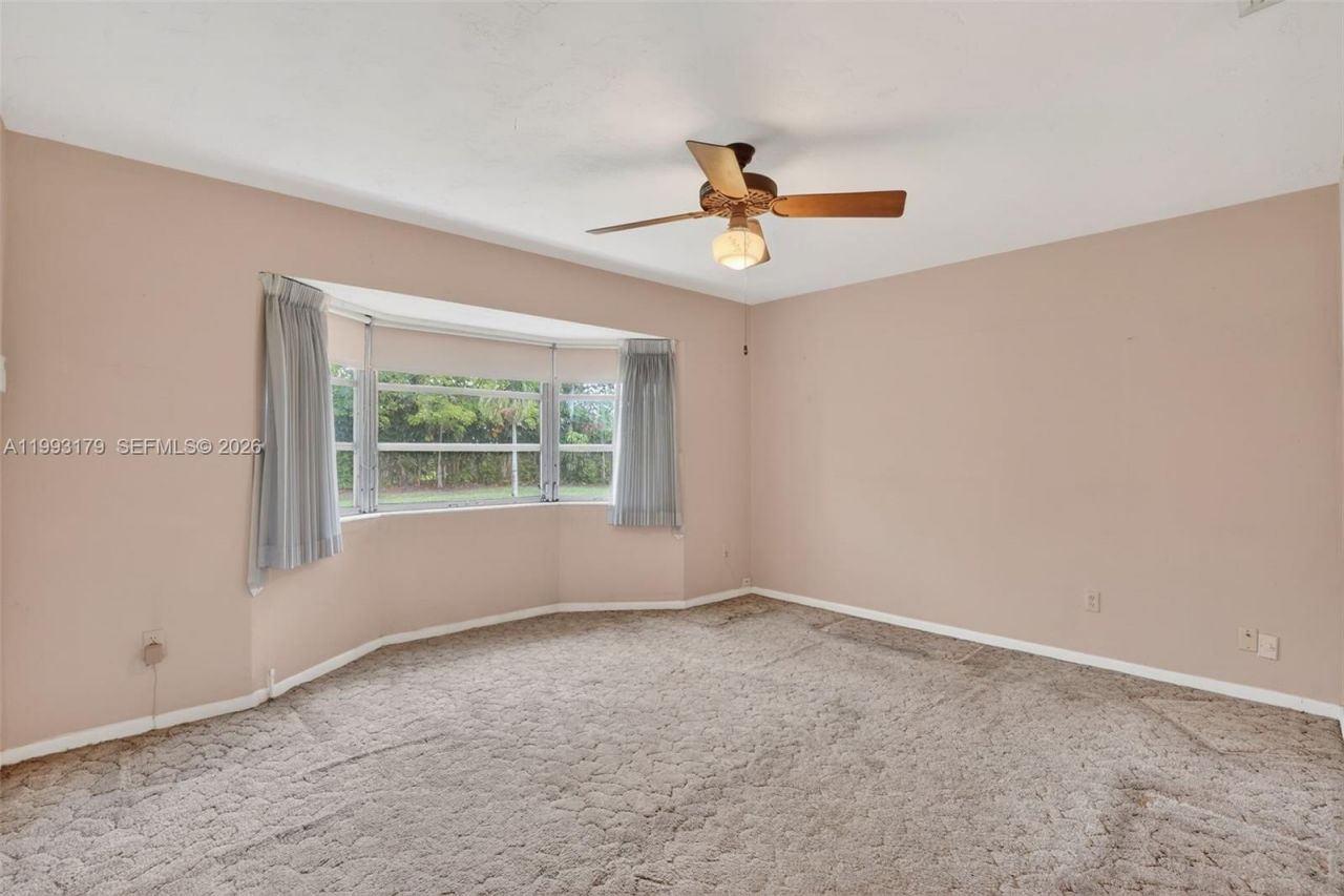 10753 SW 118th St , Miami, FL 33176 Photo