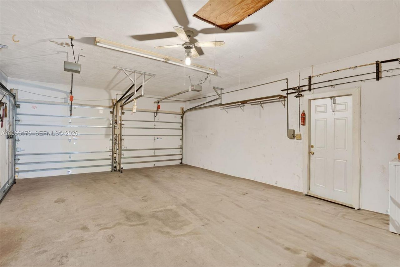 10753 SW 118th St , Miami, FL 33176 Photo